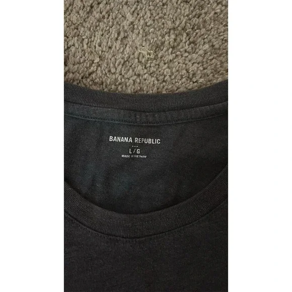 Banana Republic Men's Black Graphic Logo T-Shirt Size L Short Sleeve - Picture 2 of 3